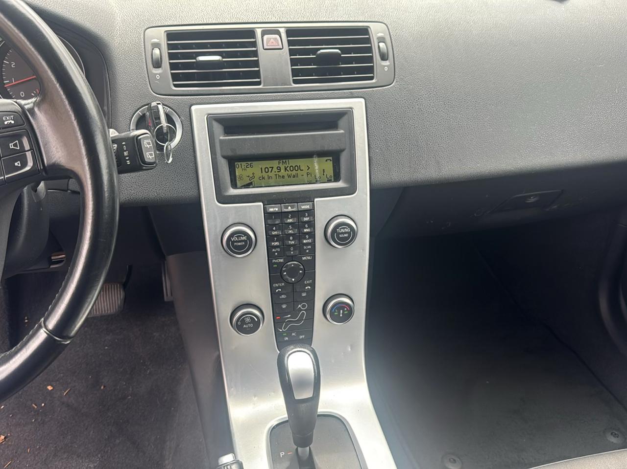 Volvo V50 4dr Wgn Auto FWD 2010