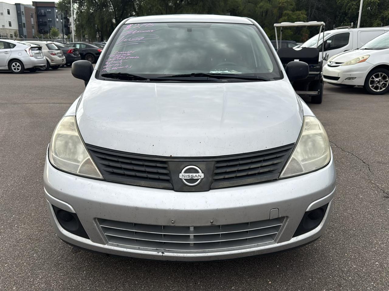 Nissan Versa 4dr Sdn I4 Auto 1.6 2009