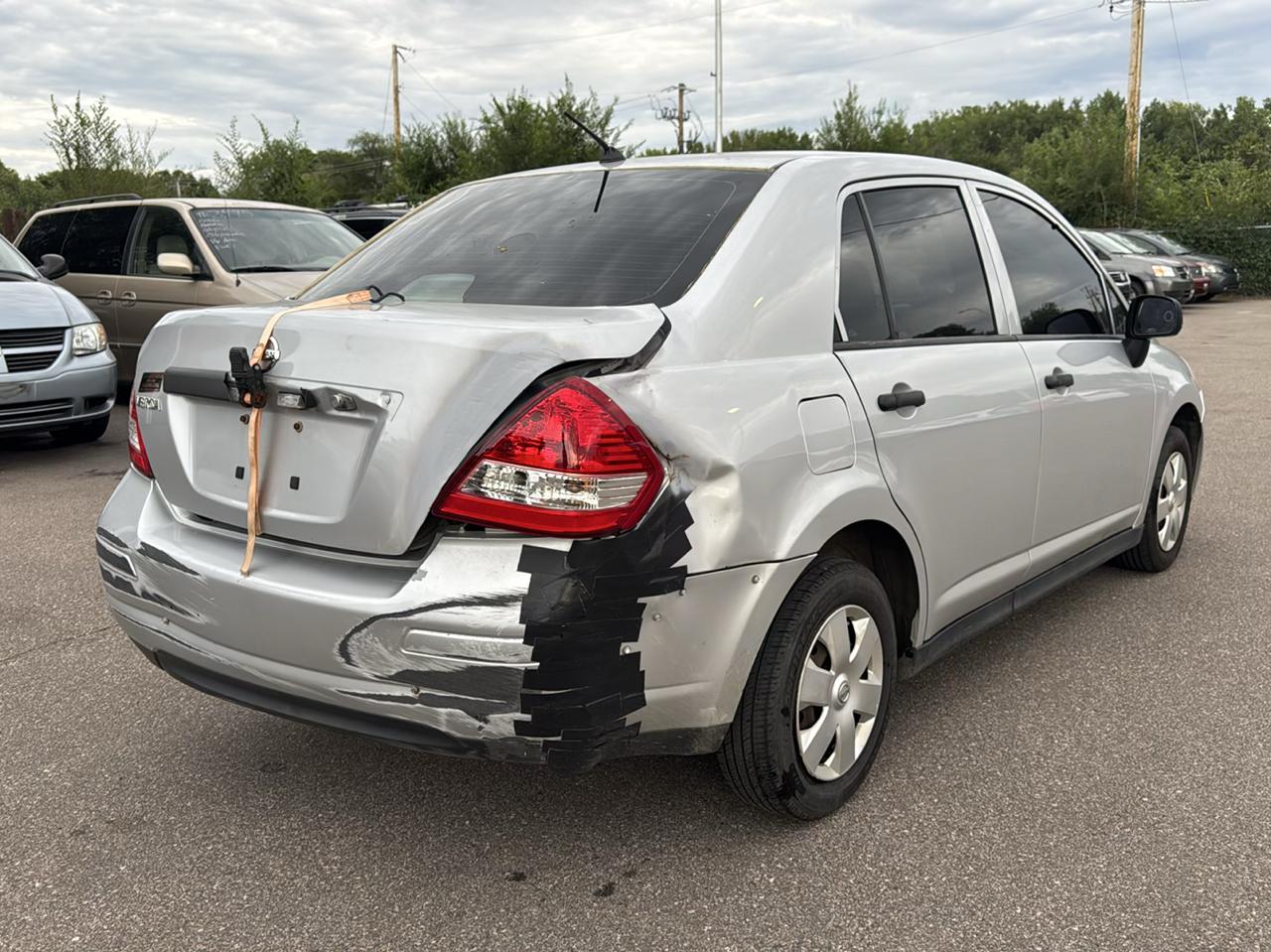 Nissan Versa 4dr Sdn I4 Auto 1.6 2009