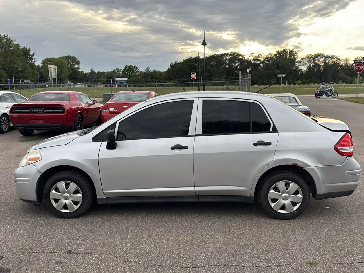Nissan Versa 4dr Sdn I4 Auto 1.6 2009