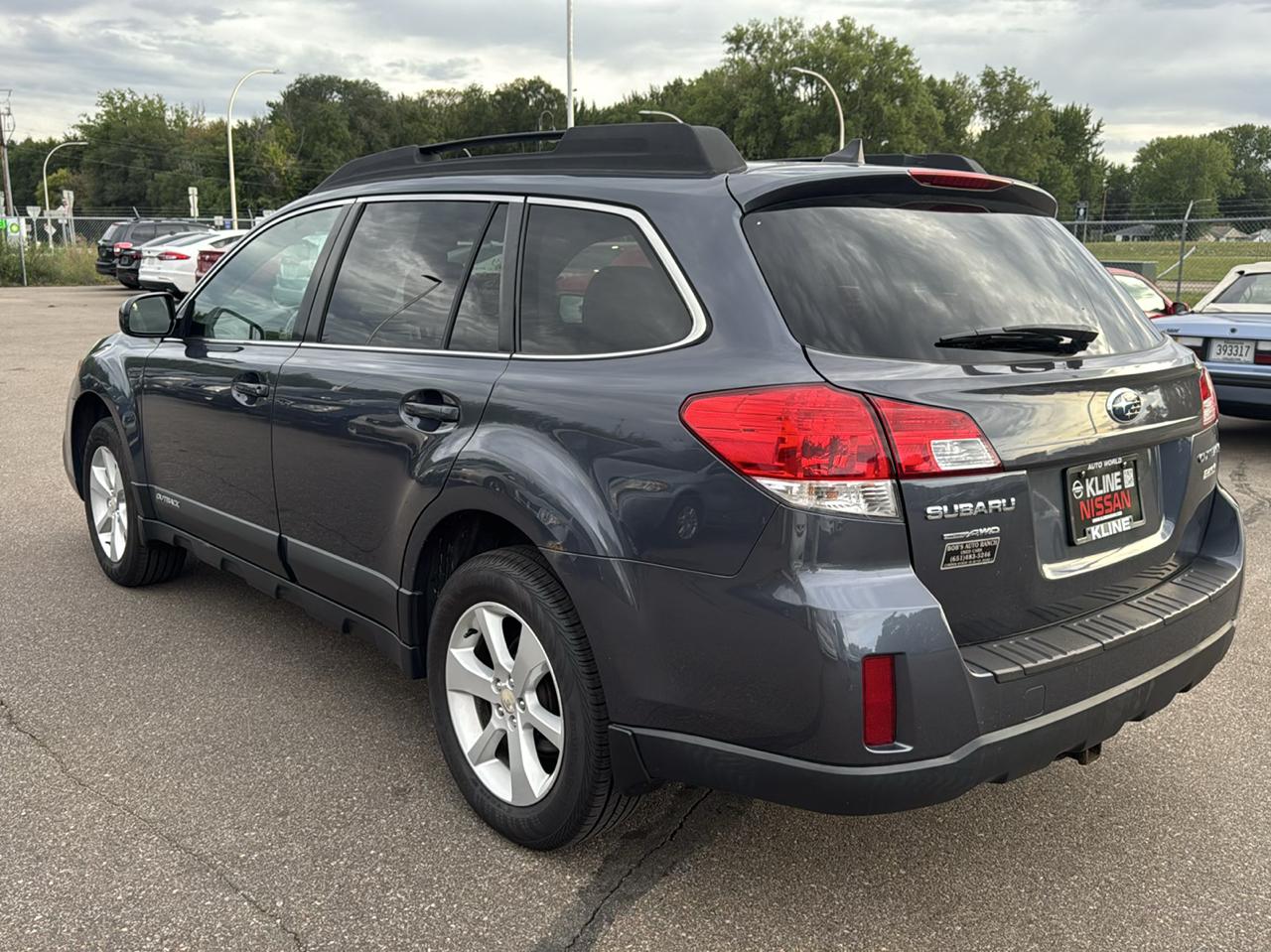 Subaru Outback 4dr Wgn H4 Auto 2.5i Premium 2014