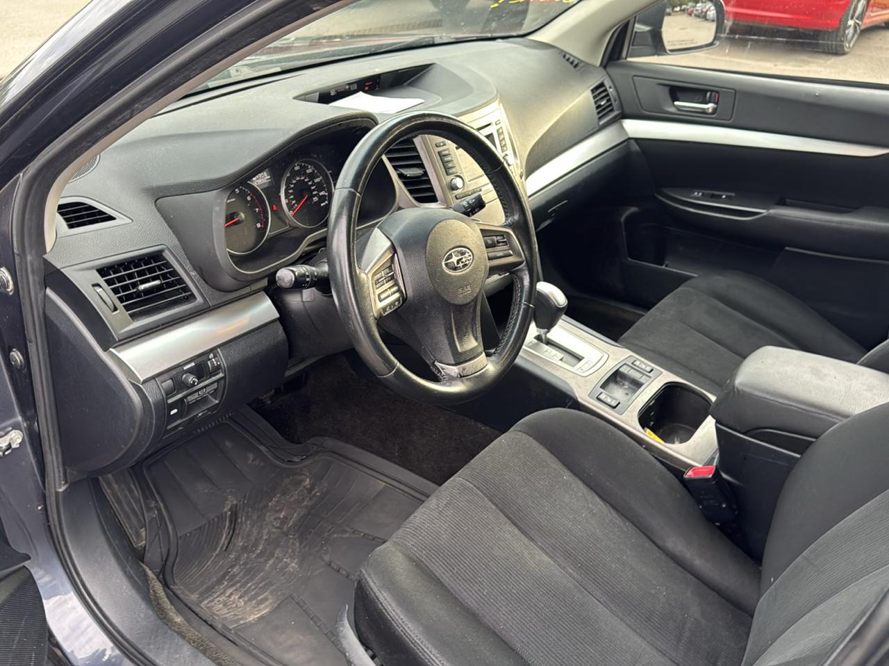 Subaru Outback 4dr Wgn H4 Auto 2.5i Premium 2014