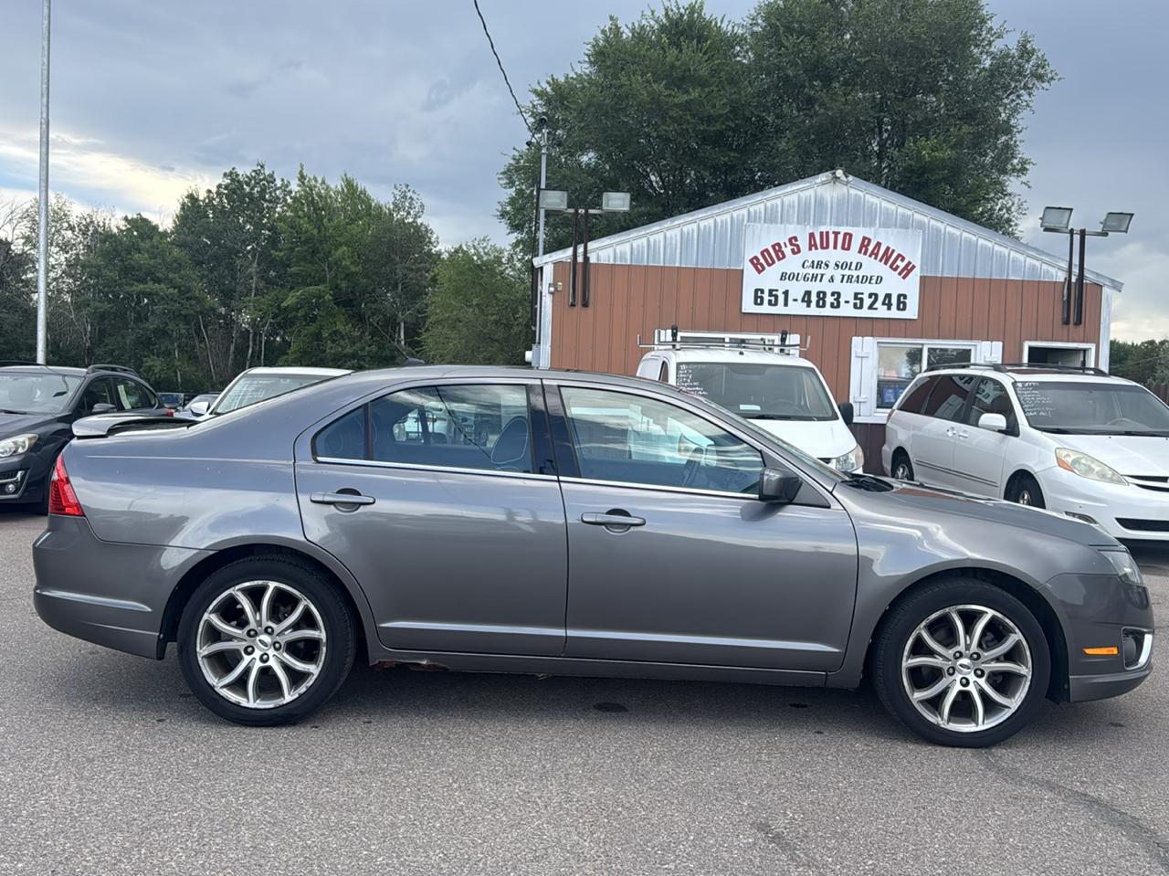 Ford Fusion 4dr Sdn SE FWD 2010