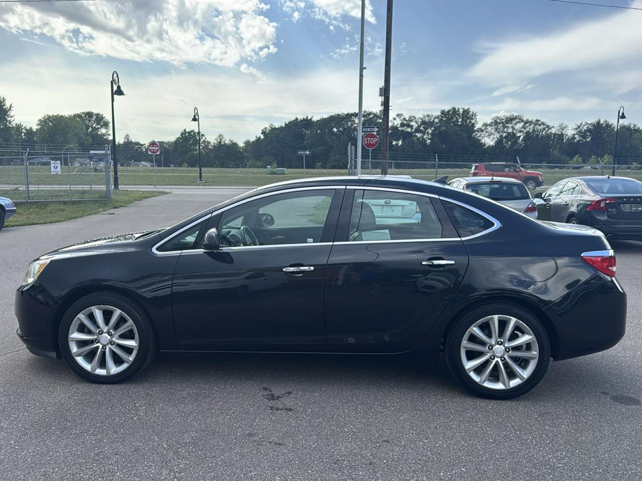 Buick Verano 4dr Sdn 2014