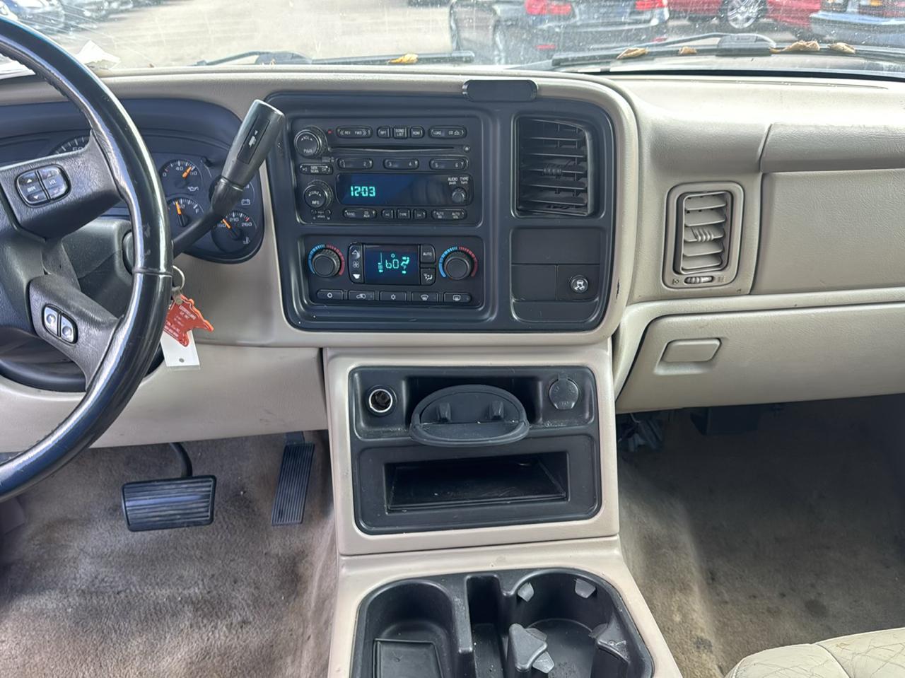 Chevrolet Suburban 4dr 1500 4WD Z71 2006