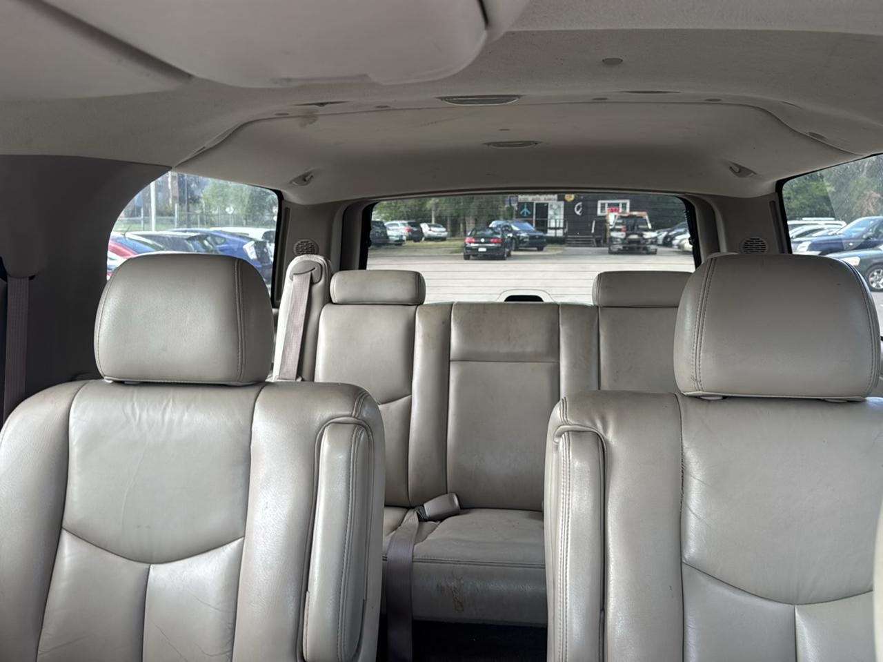 Chevrolet Suburban 4dr 1500 4WD Z71 2006