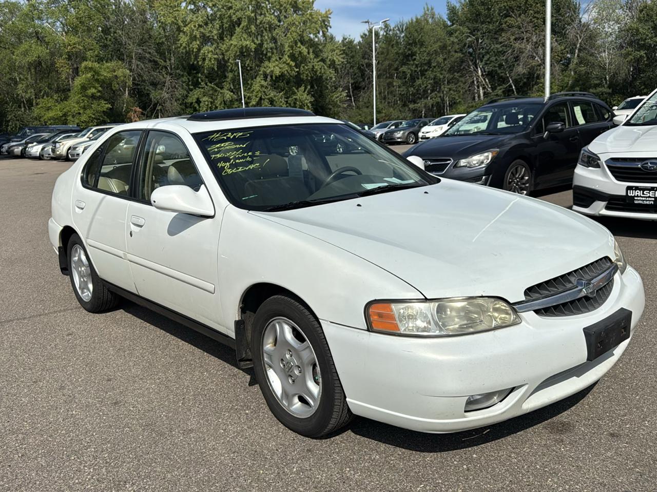 Nissan Altima 4dr Sdn GLE Auto 2000