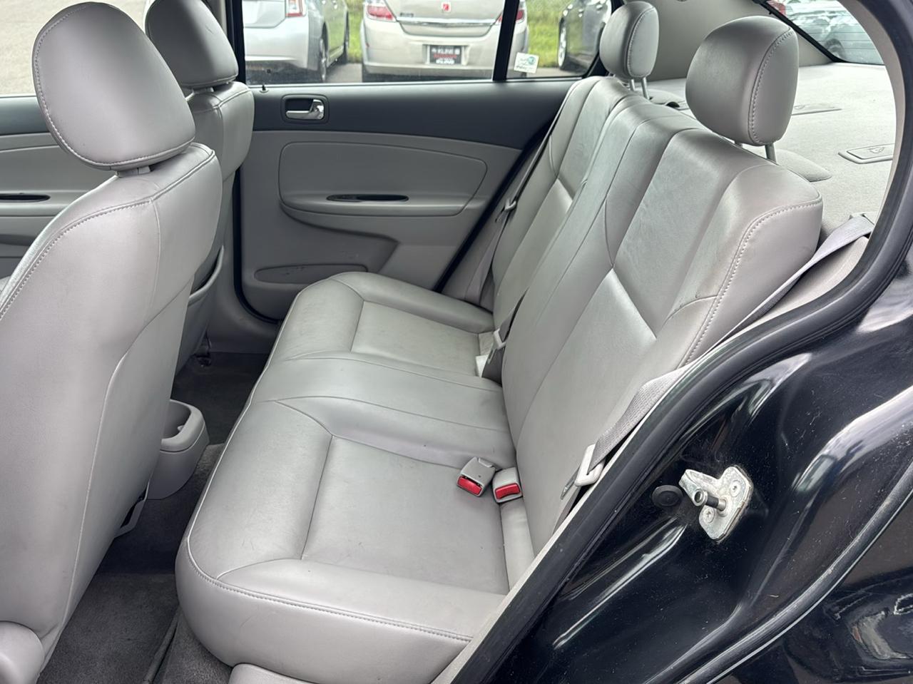 Chevrolet Cobalt 4dr Sdn LS 2005