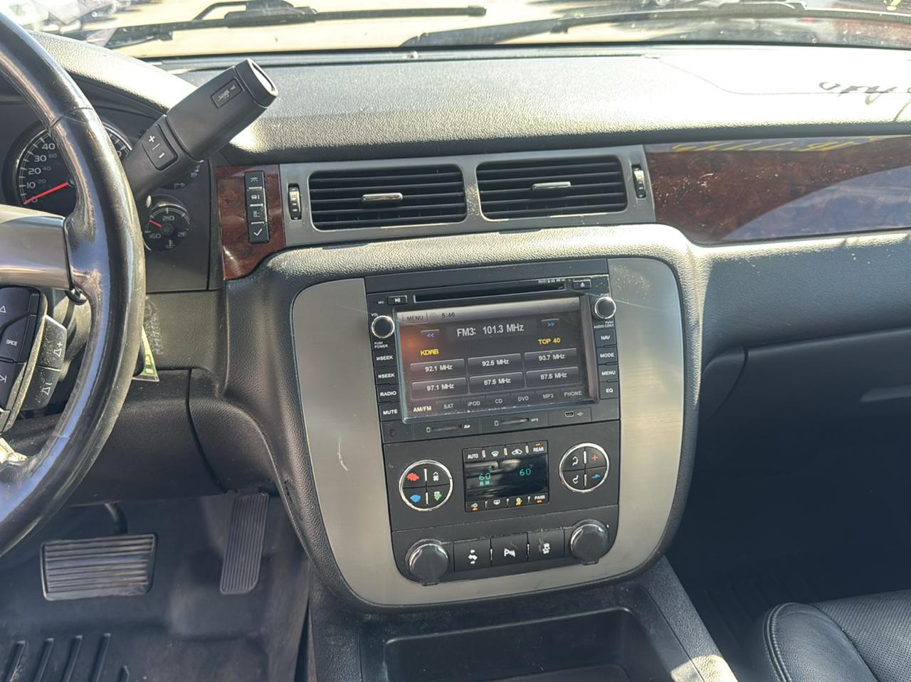 GMC Yukon 4WD 4dr 1500 SLT 2012