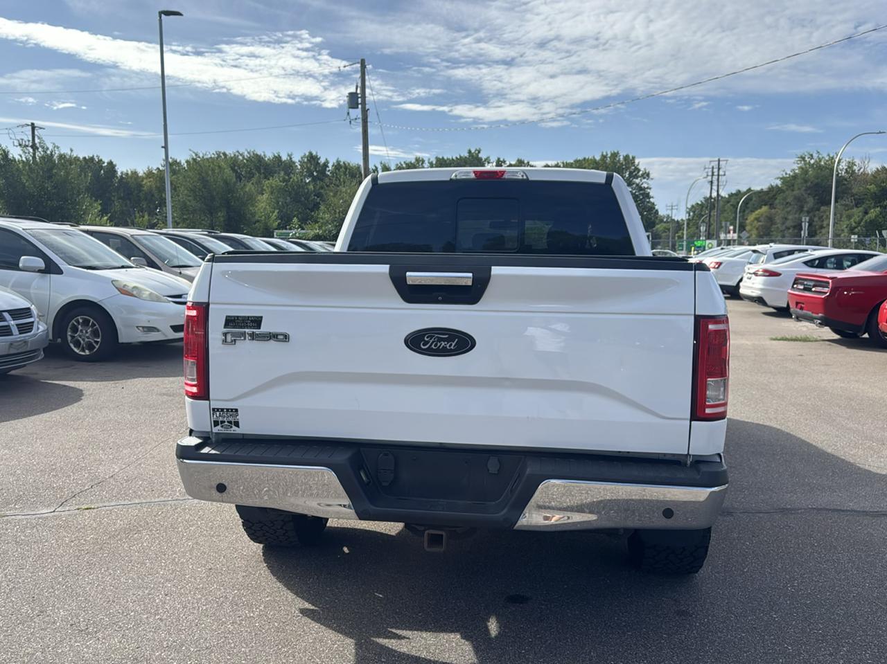 Ford F-150 4WD SuperCrew 145" XLT 2017