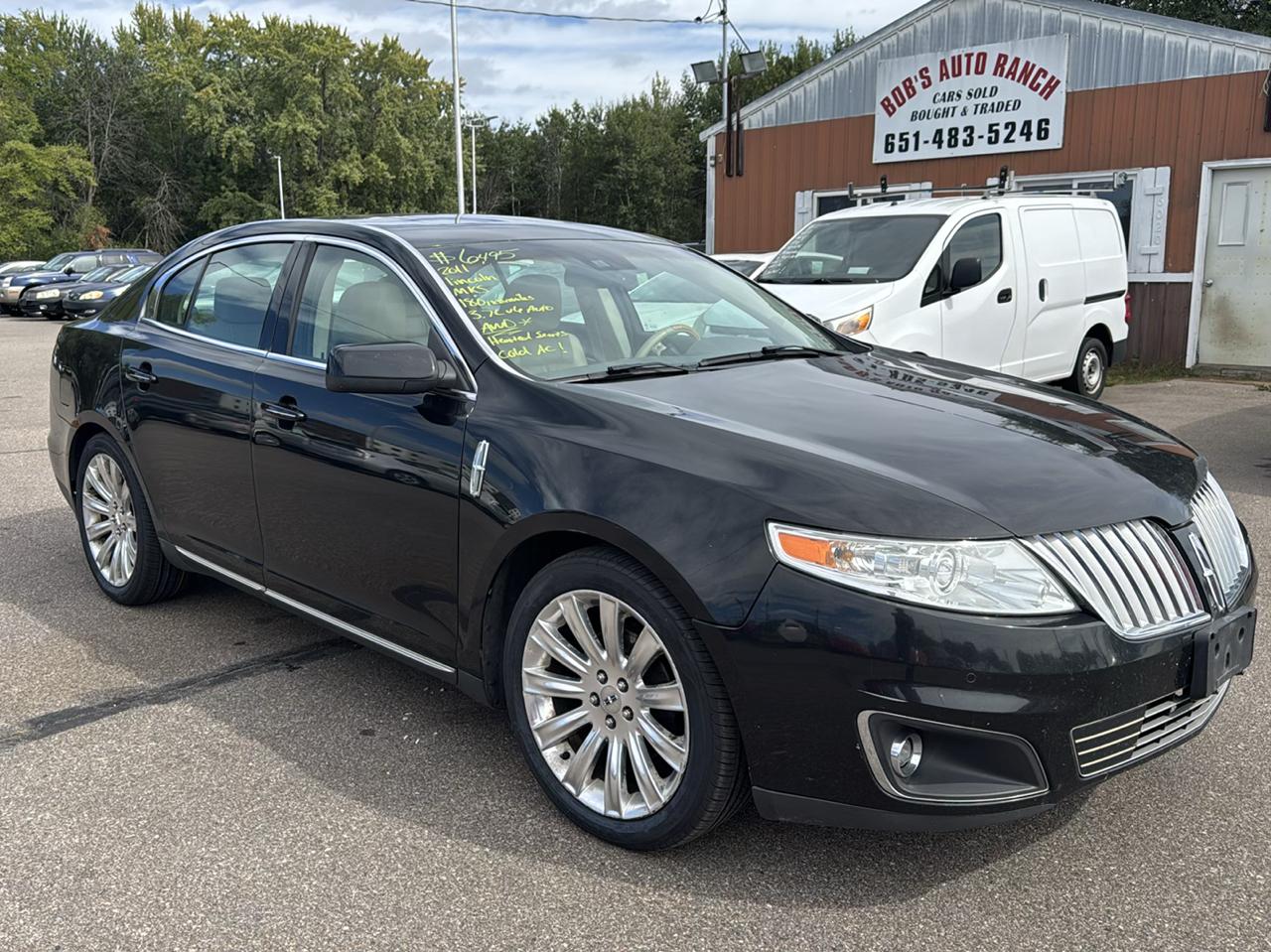 Lincoln MKS 4dr Sdn 3.7L AWD 2011