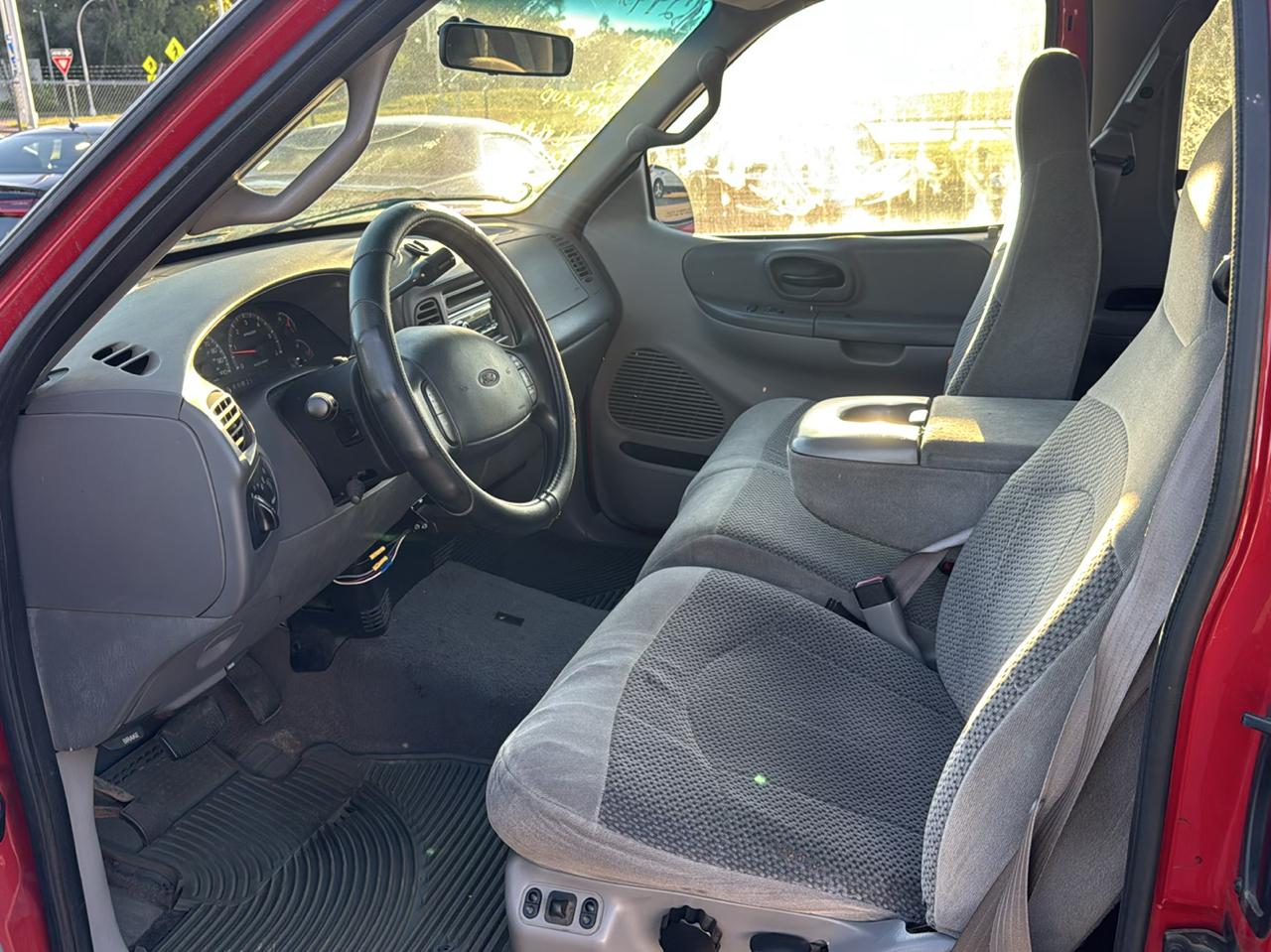 Ford F-150 4WD SuperCab 145" XLT 2000