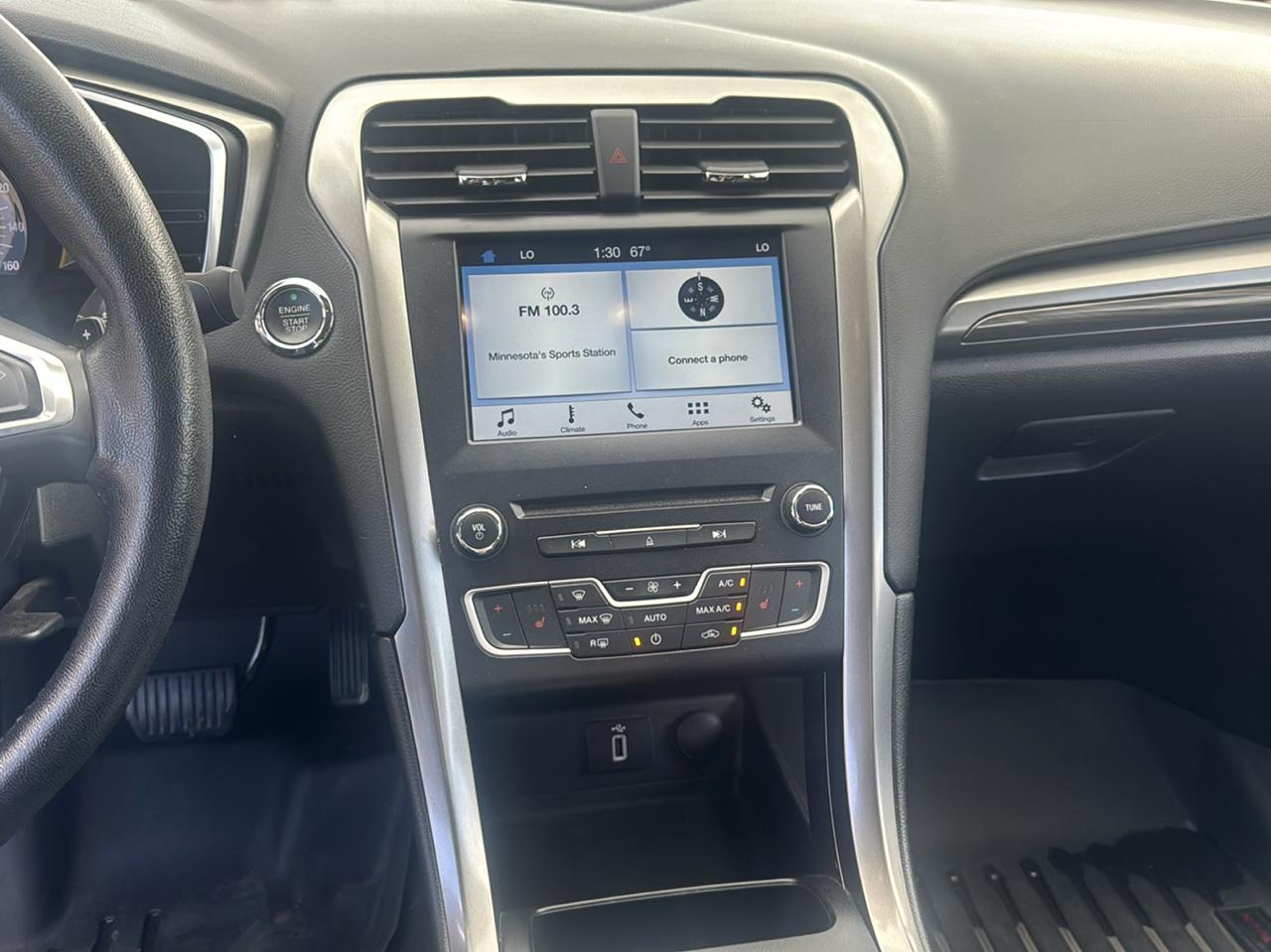 Ford Fusion SE FWD 2017