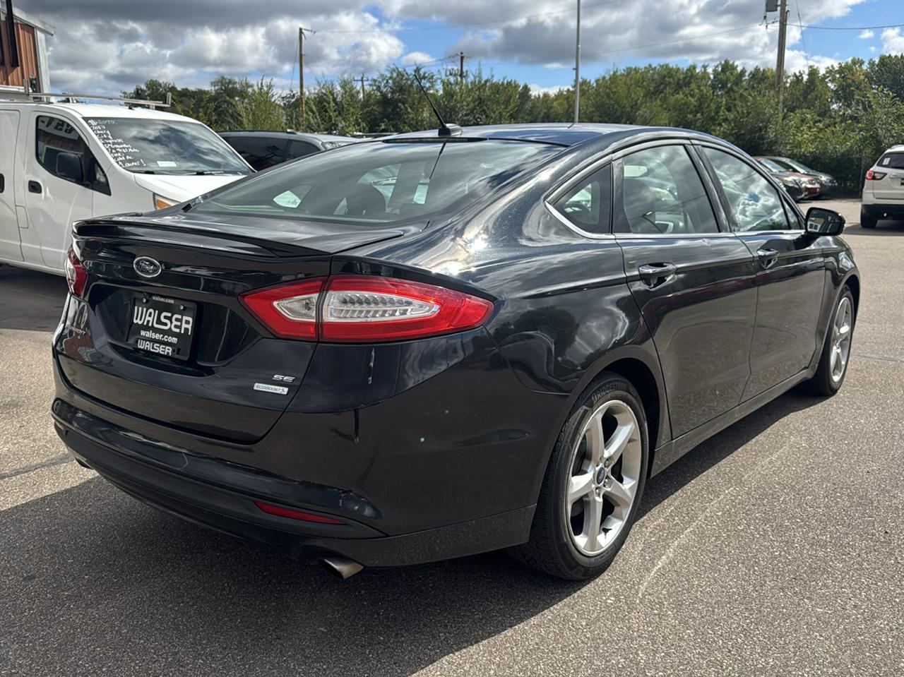 Ford Fusion 4dr Sdn SE FWD 2014