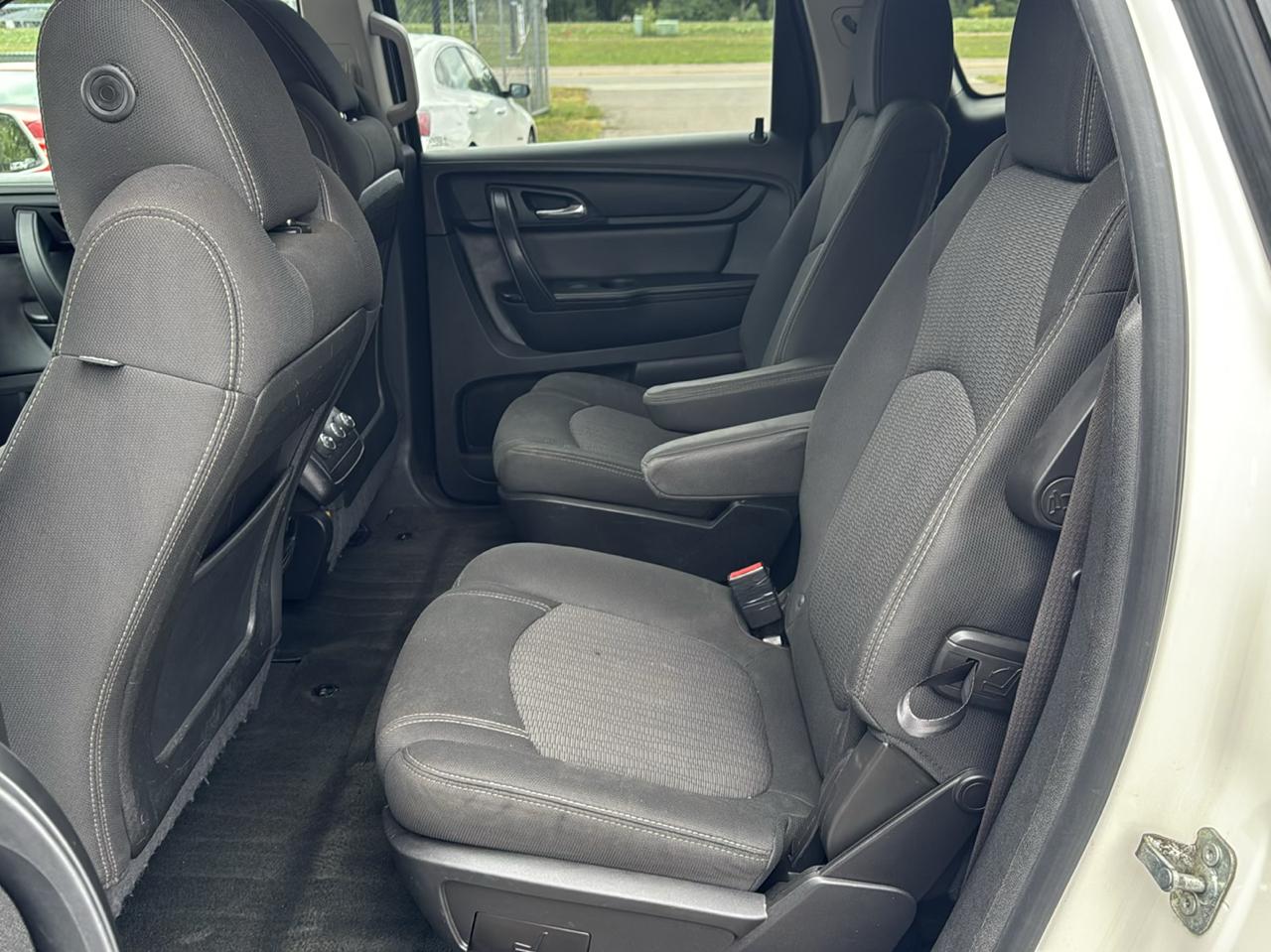 Chevrolet Traverse FWD 4dr LT w/1LT 2015