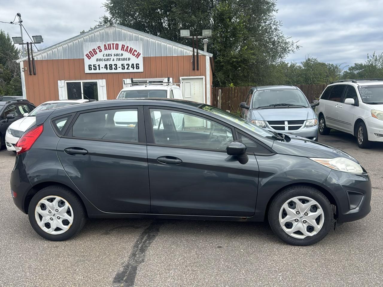 Ford Fiesta 5dr HB SE 2011
