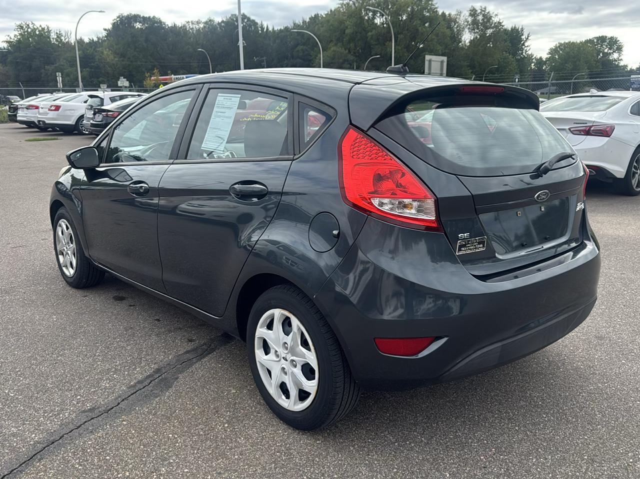 Ford Fiesta 5dr HB SE 2011