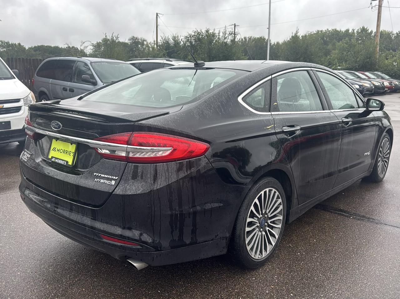 Ford Fusion Hybrid Titanium FWD 2018