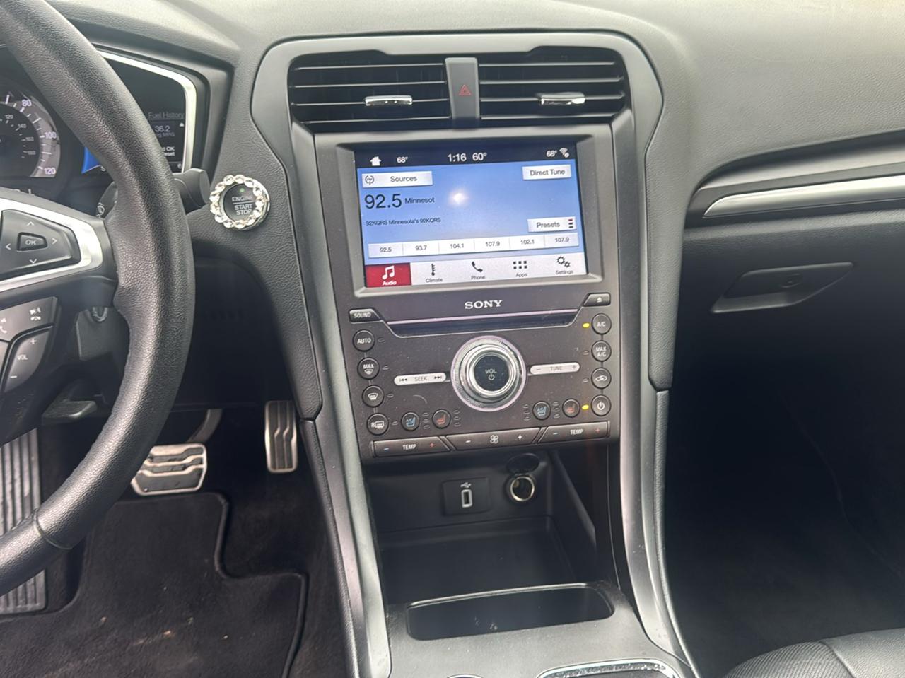 Ford Fusion Hybrid Titanium FWD 2018