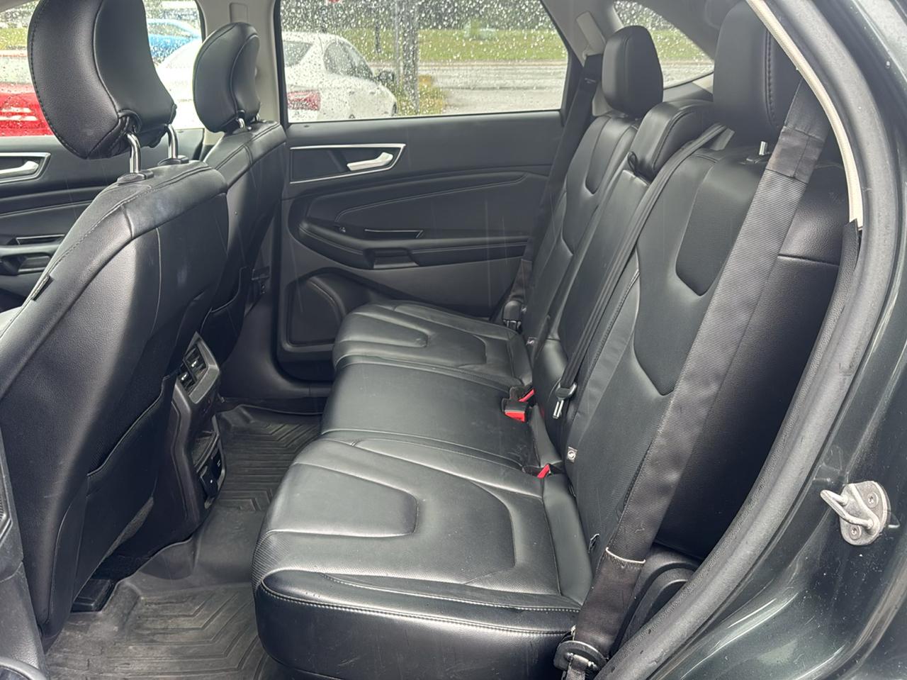 Ford Edge 4dr Titanium AWD 2015