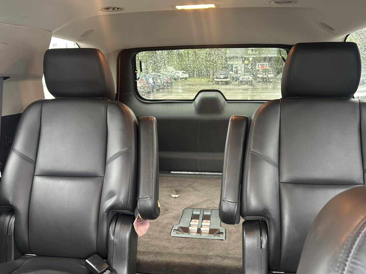GMC Yukon AWD 4dr 1500 Denali 2013