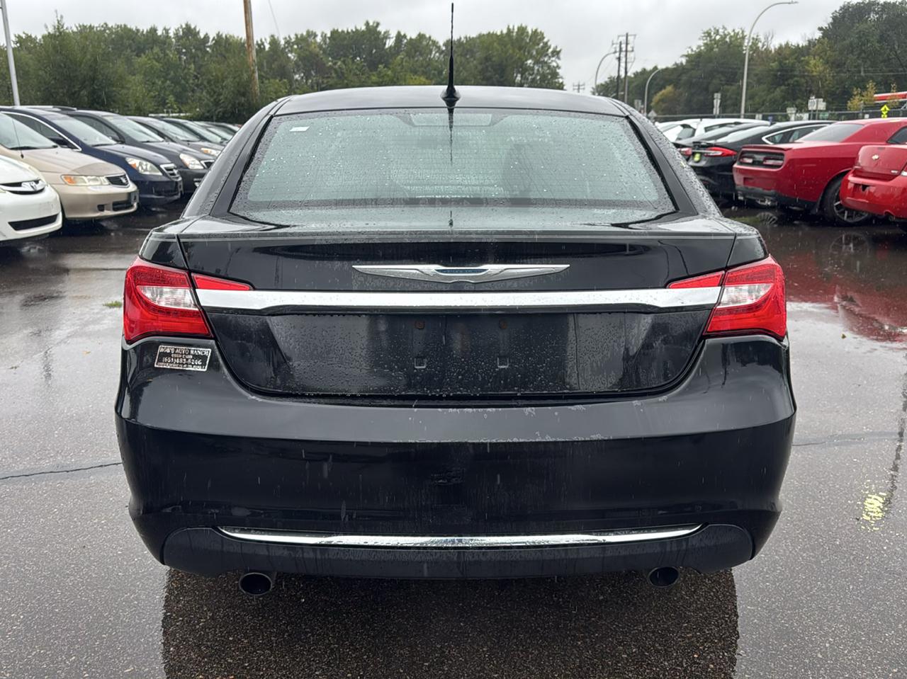Chrysler 200 4dr Sdn Limited 2011