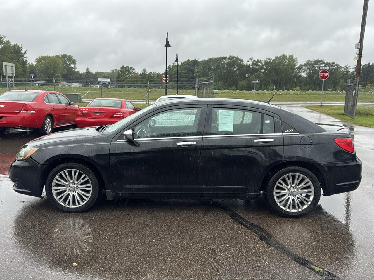 Chrysler 200 4dr Sdn Limited 2011
