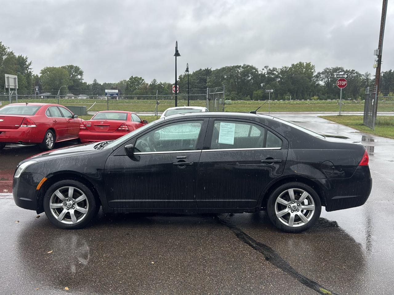 Mercury Milan 4dr Sdn Premier FWD 2010