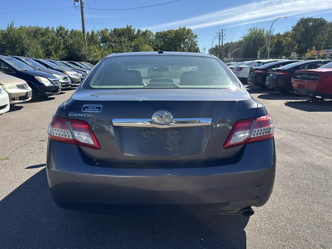 Toyota Camry 4dr Sdn I4 Auto XLE (Natl) 2011