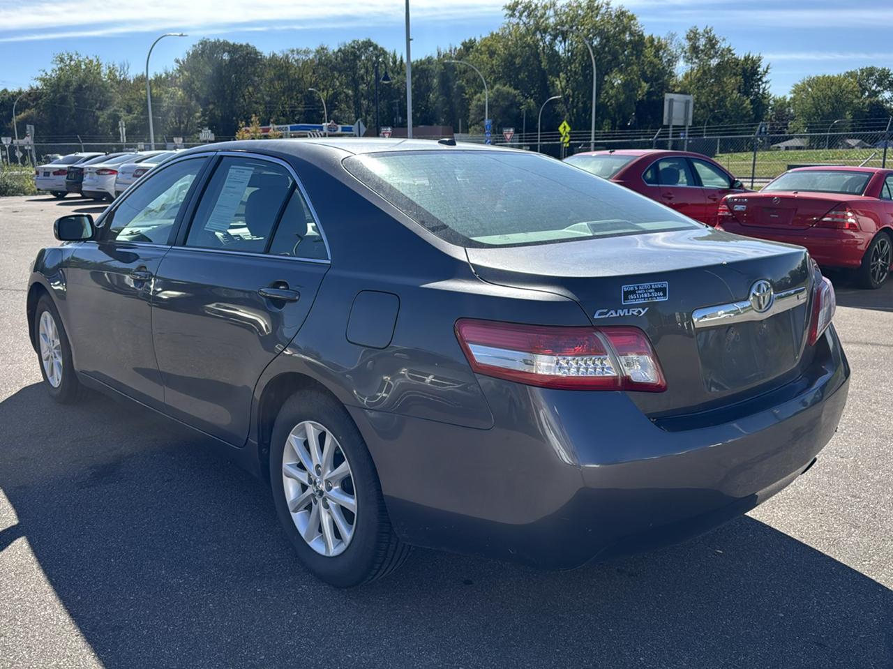 Toyota Camry 4dr Sdn I4 Auto XLE (Natl) 2011