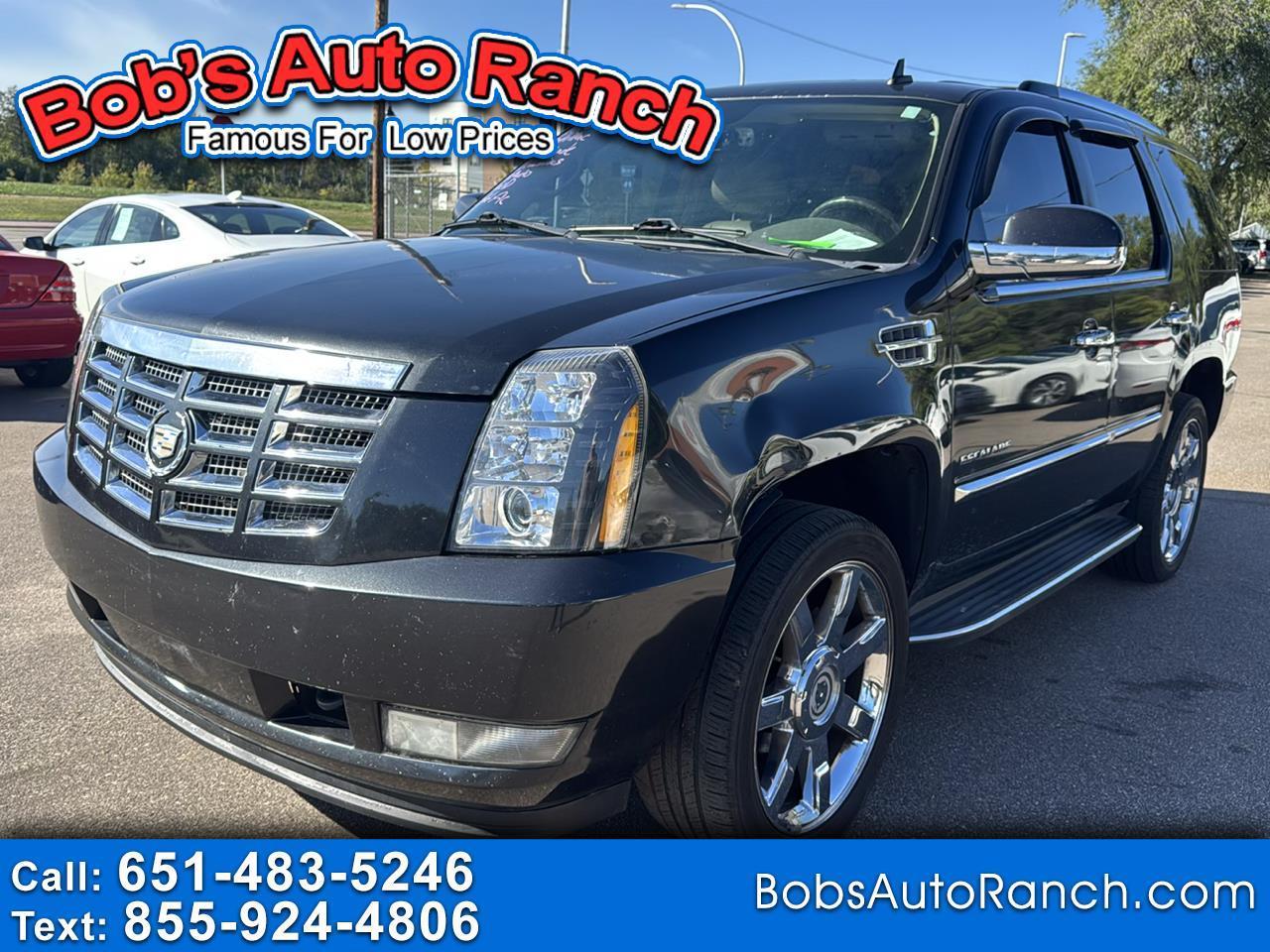 Cadillac Escalade AWD 4dr Luxury 2010