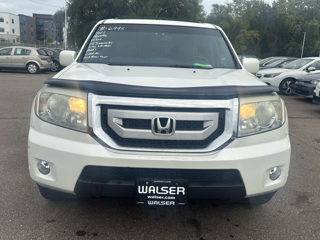 Honda Pilot 4WD 4dr Touring w/RES & Navi 2011