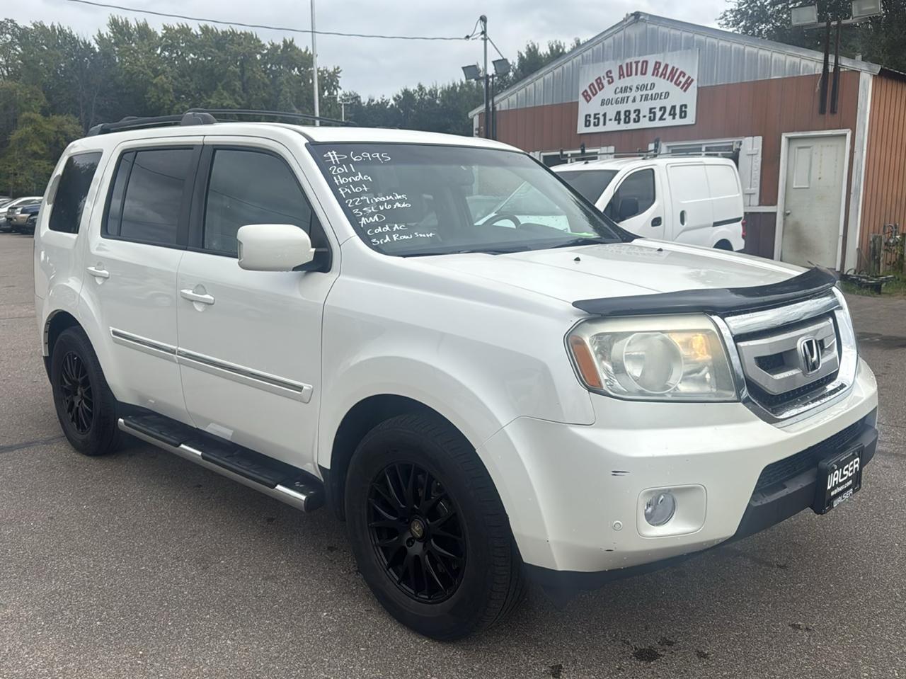 Honda Pilot 4WD 4dr Touring w/RES & Navi 2011