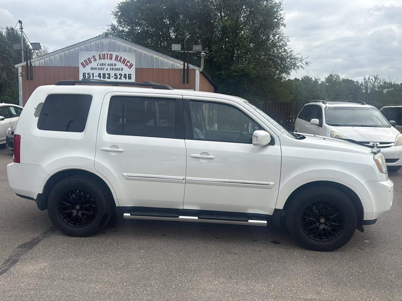 Honda Pilot 4WD 4dr Touring w/RES & Navi 2011