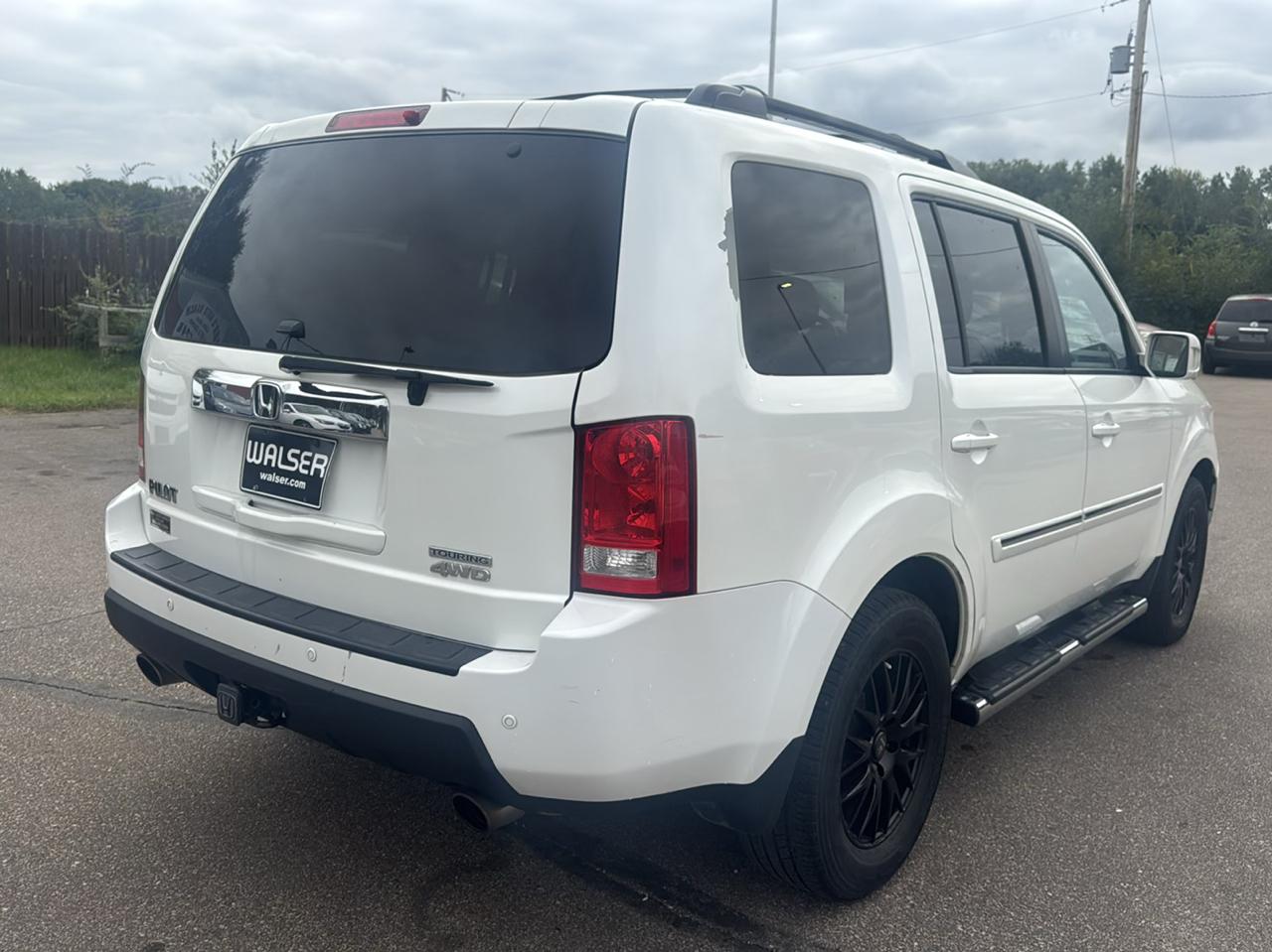 Honda Pilot 4WD 4dr Touring w/RES & Navi 2011
