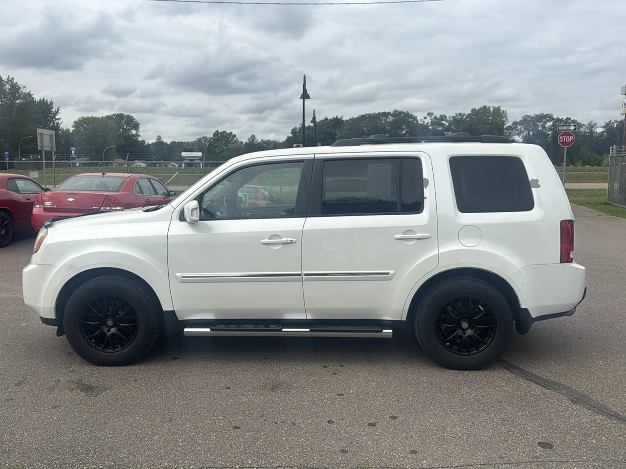 Honda Pilot 4WD 4dr Touring w/RES & Navi 2011