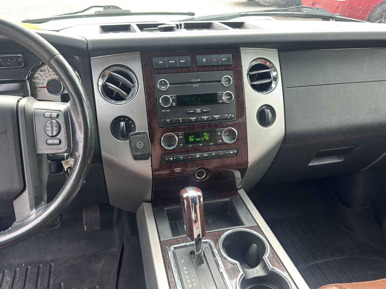 Ford Expedition 4WD 4dr Eddie Bauer 2009