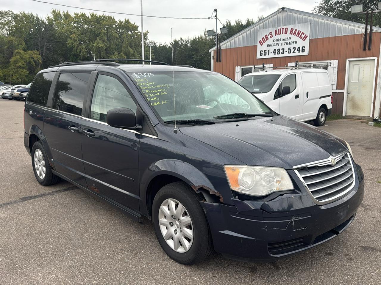 Chrysler Town & Country 4dr Wgn LX 2009