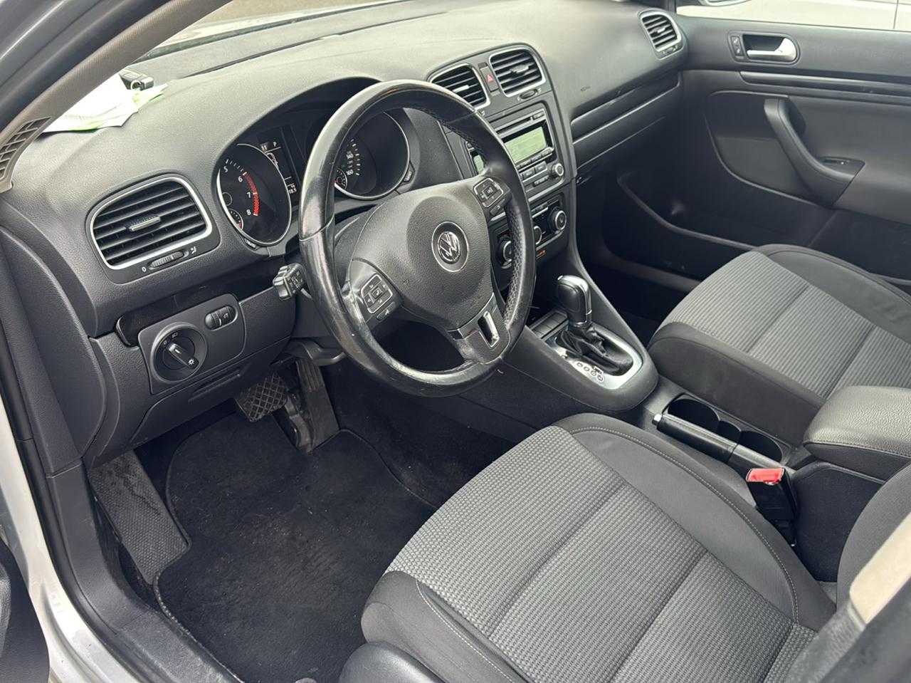 Volkswagen Jetta SportWagen 4dr Auto SE w/Sunroof PZEV 2014