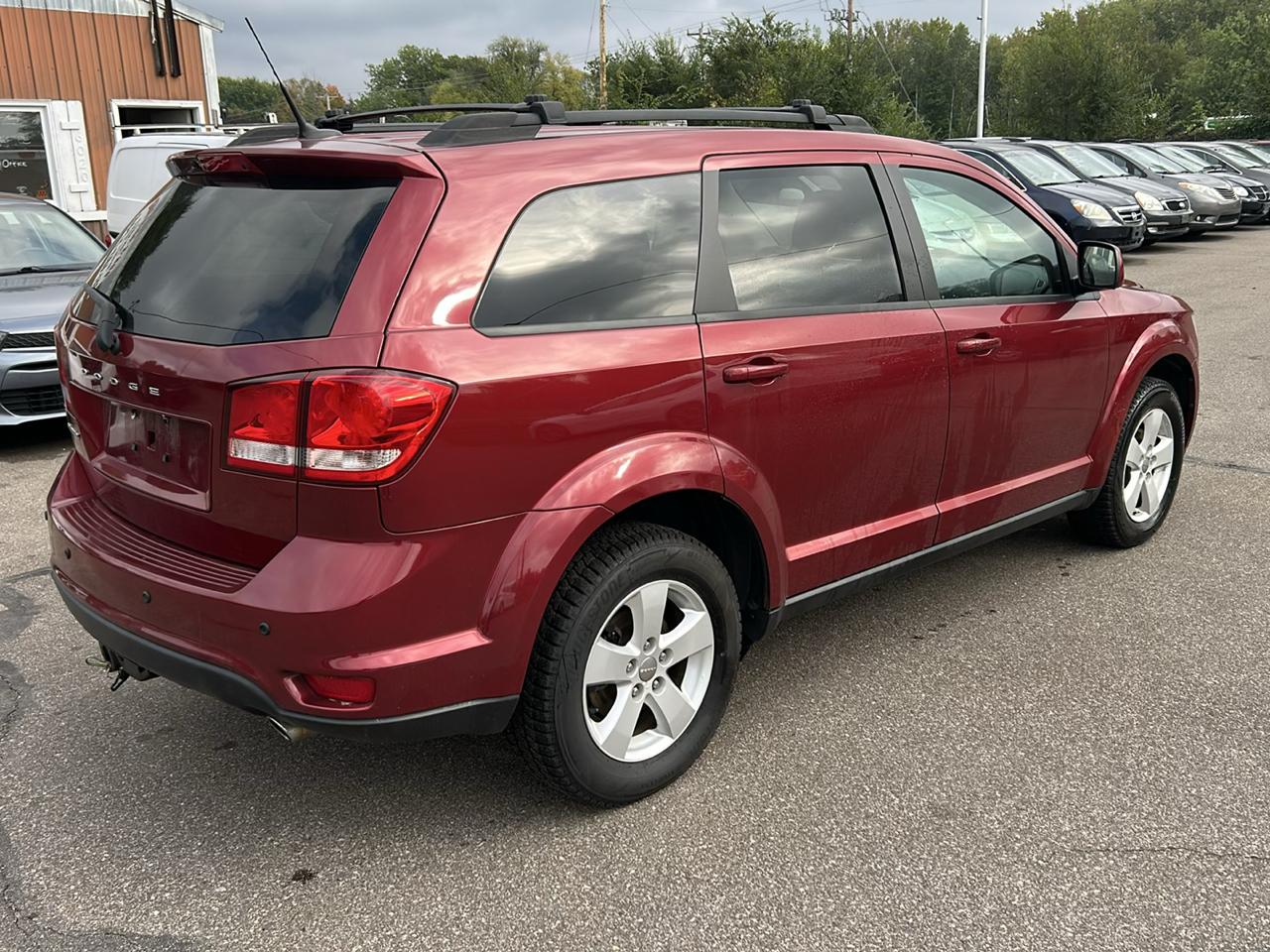 Dodge Journey FWD 4dr Mainstreet 2011