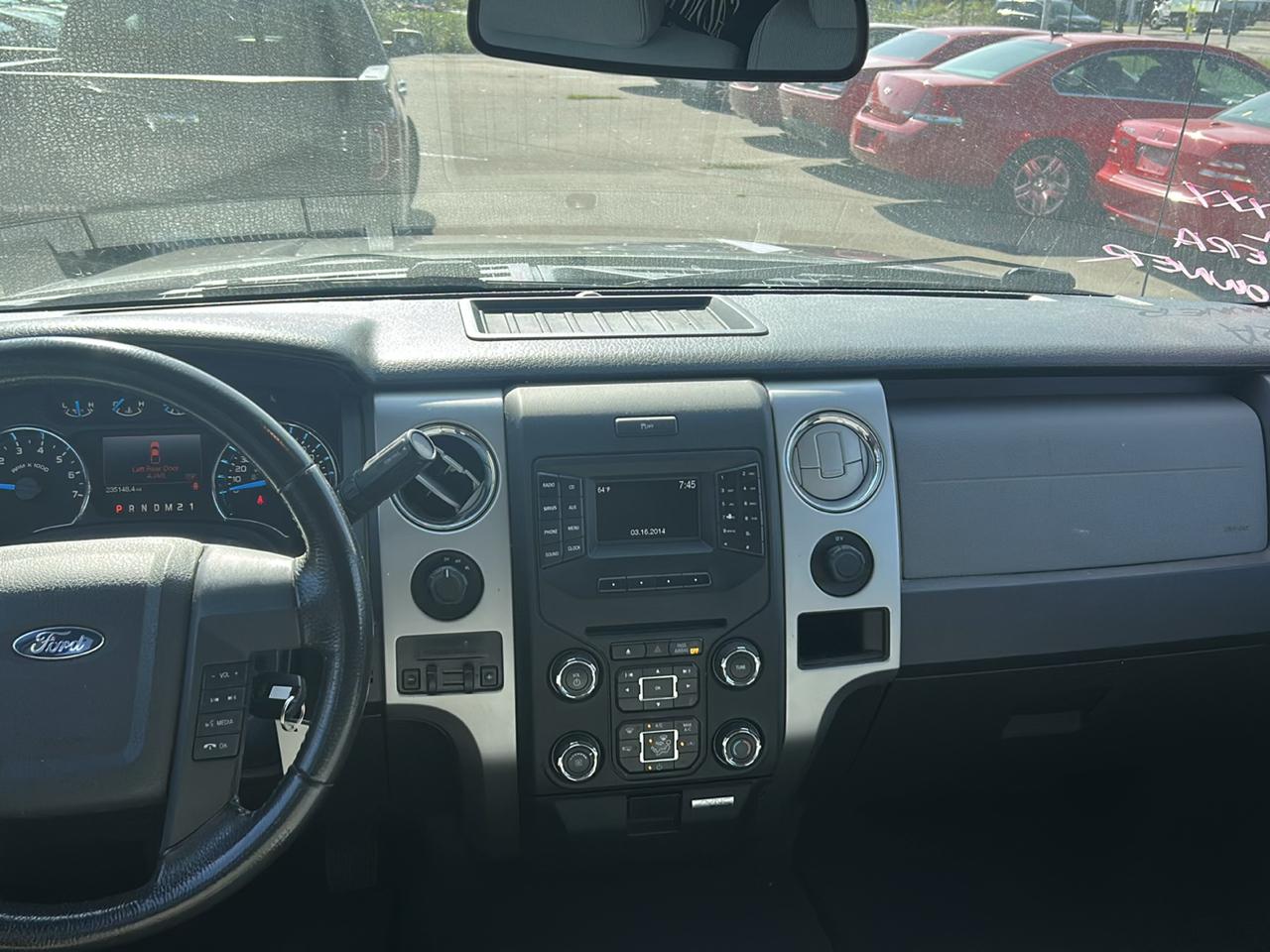 Ford F-150 4WD SuperCrew 145" King Ranch 2014