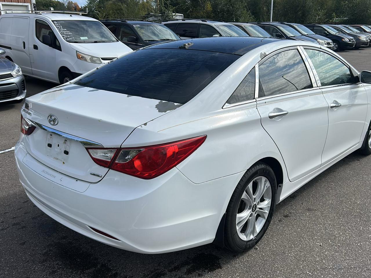 Hyundai Sonata 4dr Sdn 2.4L Auto Limited 2012