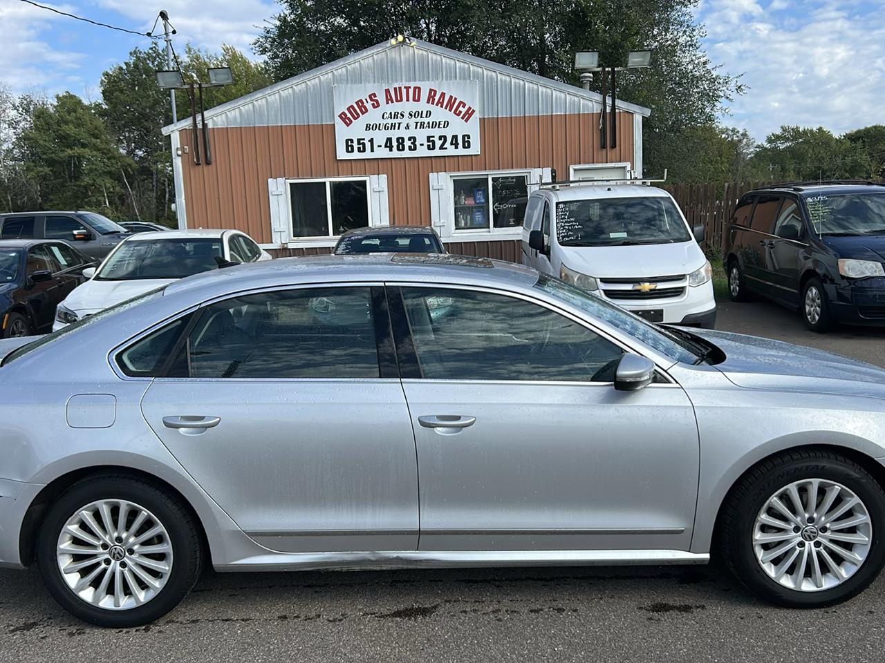 Volkswagen Passat 4dr Sdn 1.8T Auto SE 2016