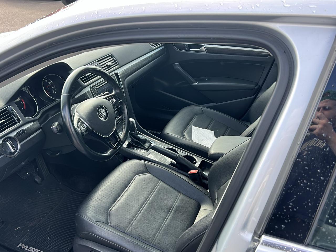 Volkswagen Passat 4dr Sdn 1.8T Auto SE 2016