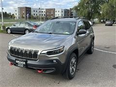 2020 Jeep Cherokee 