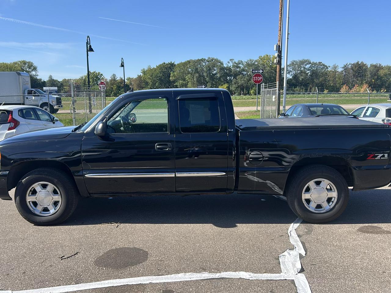GMC Sierra 1500 Ext Cab 143.5" WB 4WD SLE 2004