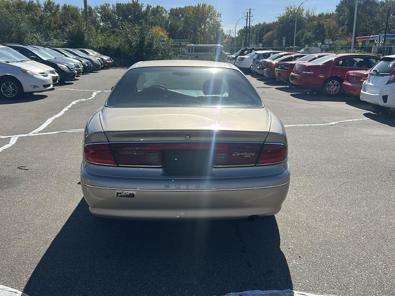 Buick Century 4dr Sdn Custom 2000