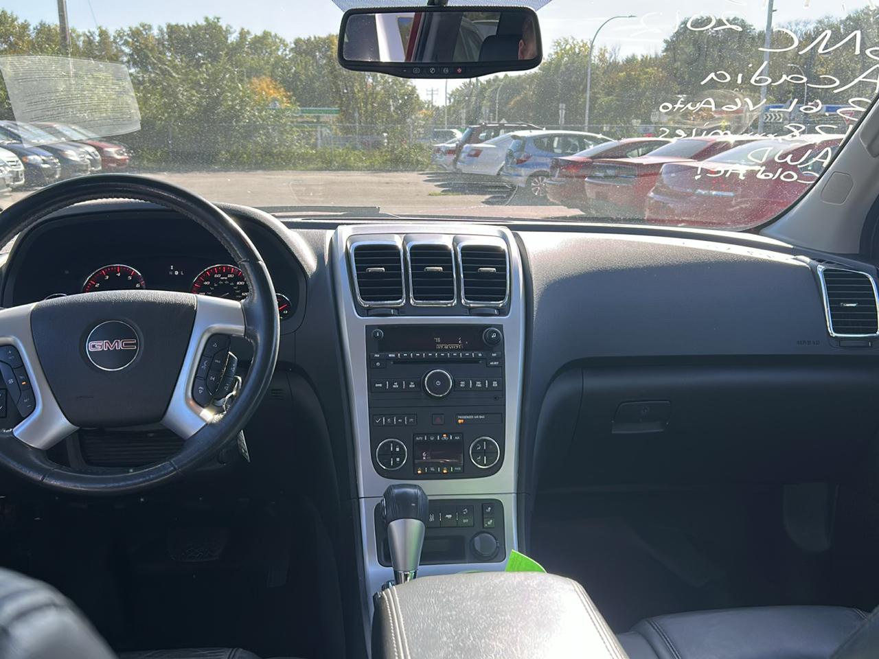 GMC Acadia AWD 4dr SLT1 2012