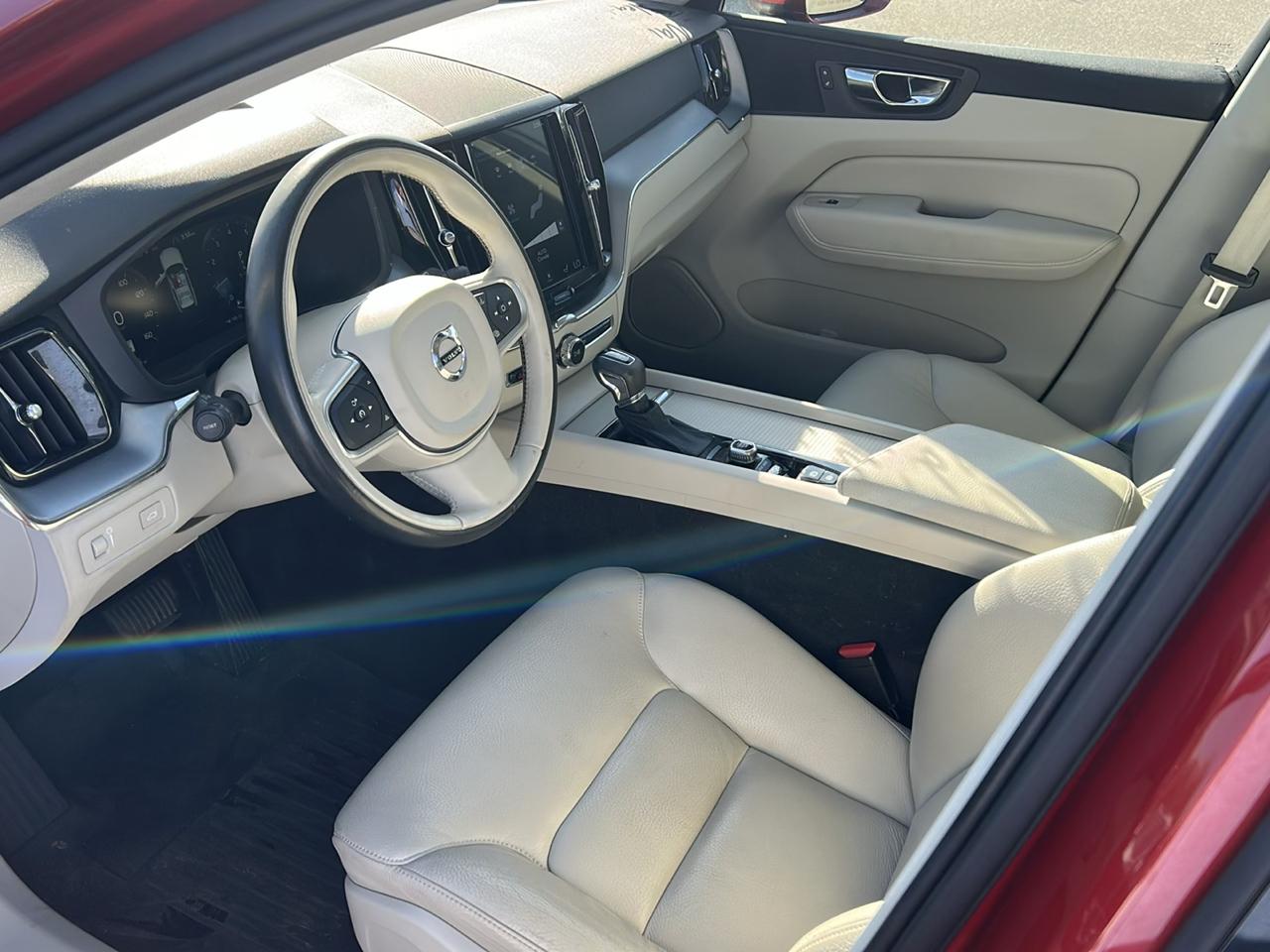 Volvo XC60 T6 AWD Momentum 2018