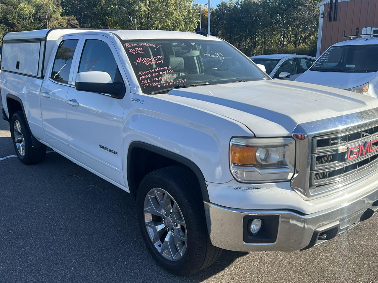 GMC Sierra 1500 4WD Double Cab 143.5" SLE 2015